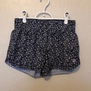 Worn once! Gap fit tracker shorts